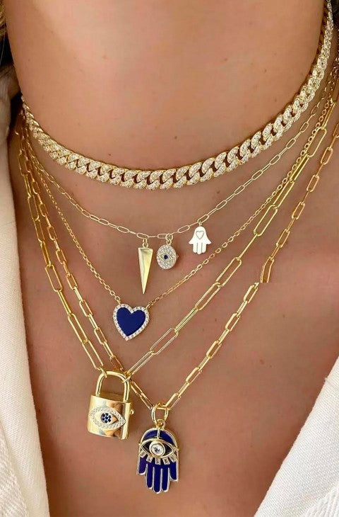 Tendencias Imprescindibles en Joyería Dorada para el Otoño 2025: Maxi Oro y Capas Deslumbrantes