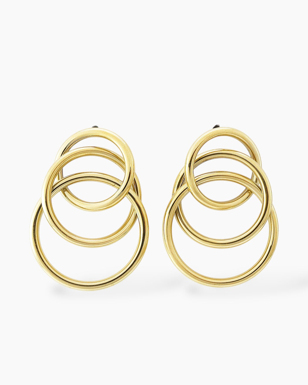 Pendientes grandes tres aros apilados en acero baño oro 18K