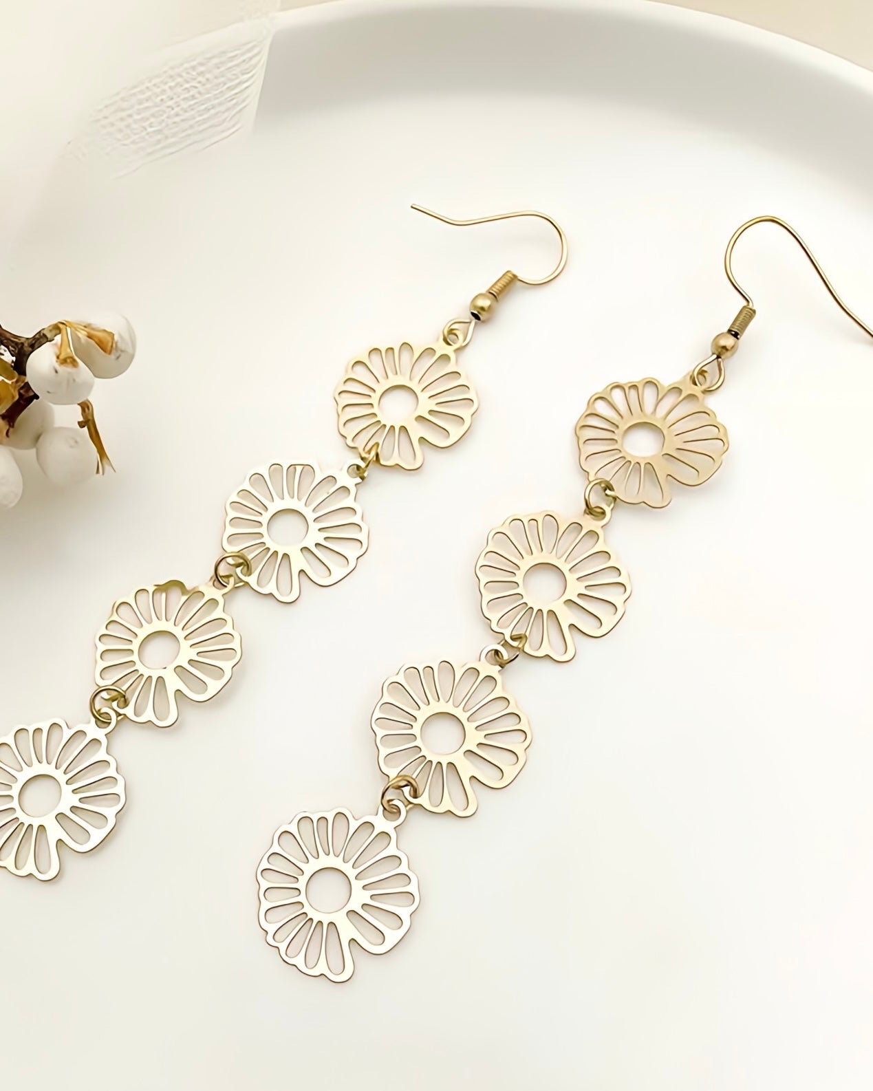 Pendientes Largos flores acero baño oro 18K Flor