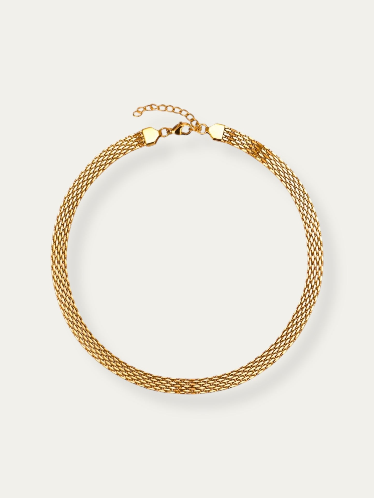 Collar corto cadena tejida en acero baño oro 18K Nasa