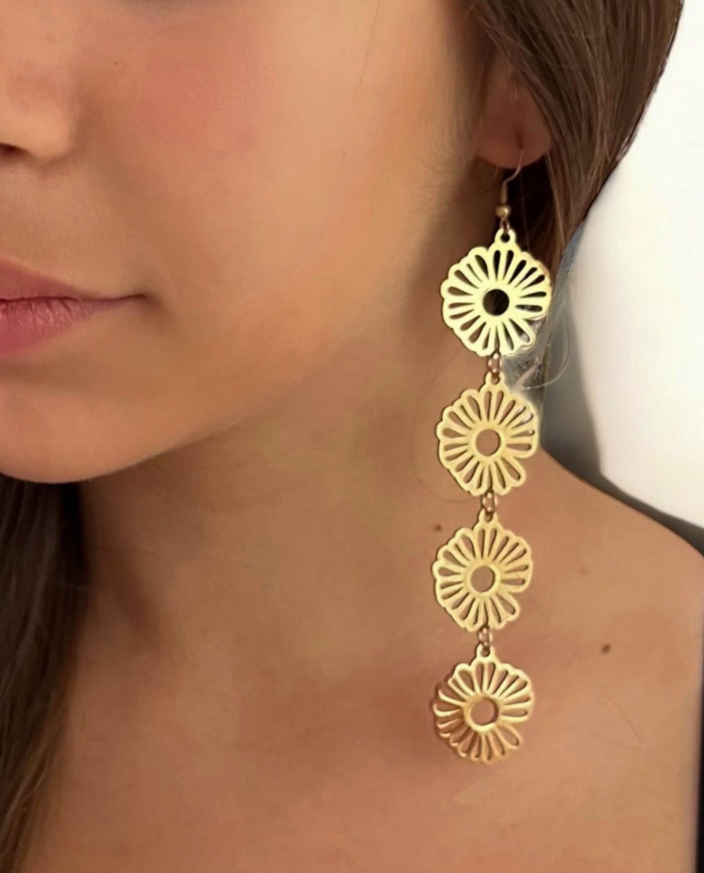 Pendientes Largos flores acero baño oro 18K Flor