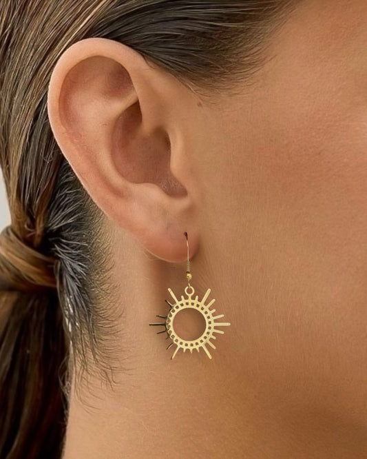 Pendientes de gancho lijeros en acero baño oro 18K Muna