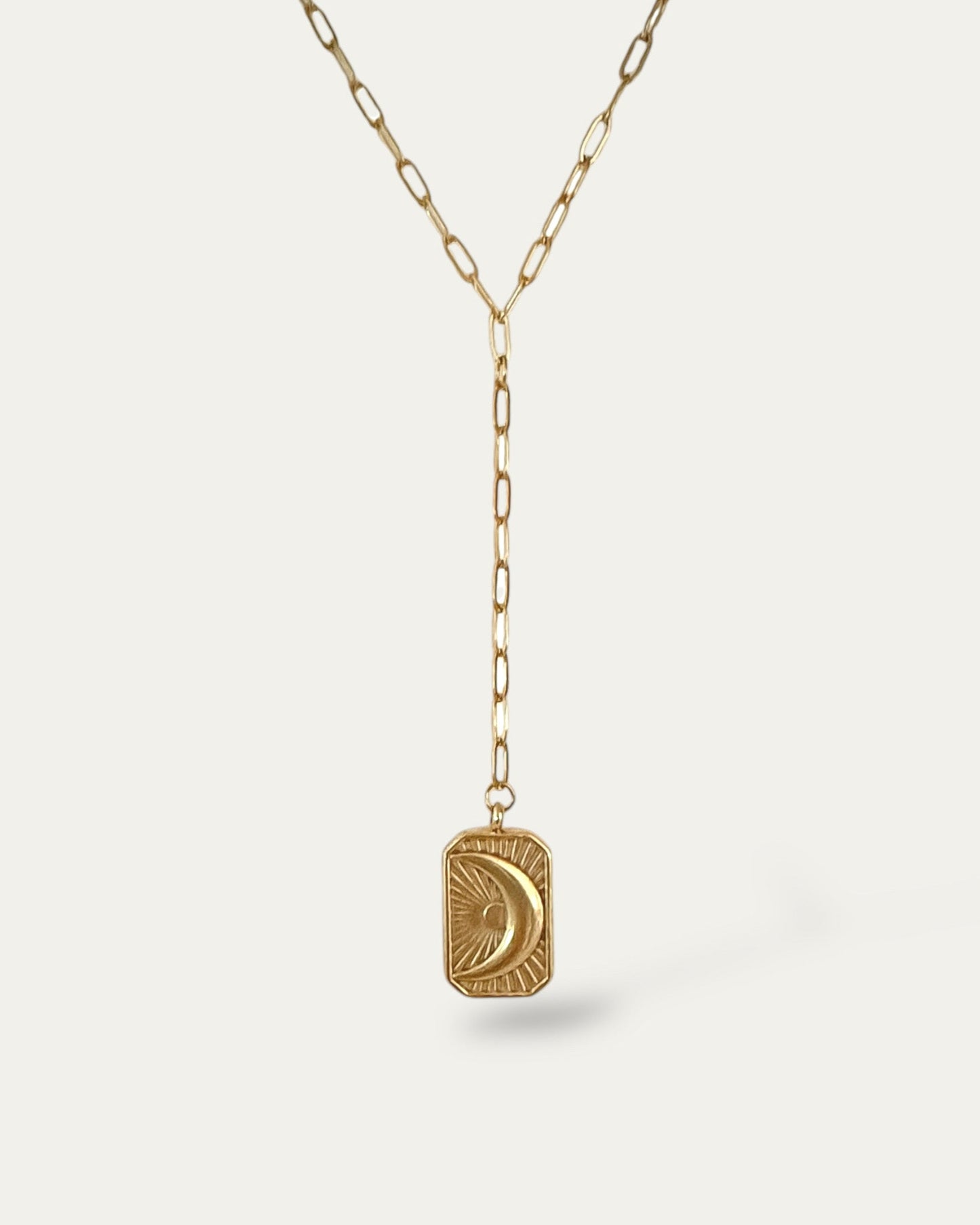 Collar corbata estilo lariat con colgante rectangular de luna en acero baño oro Ray