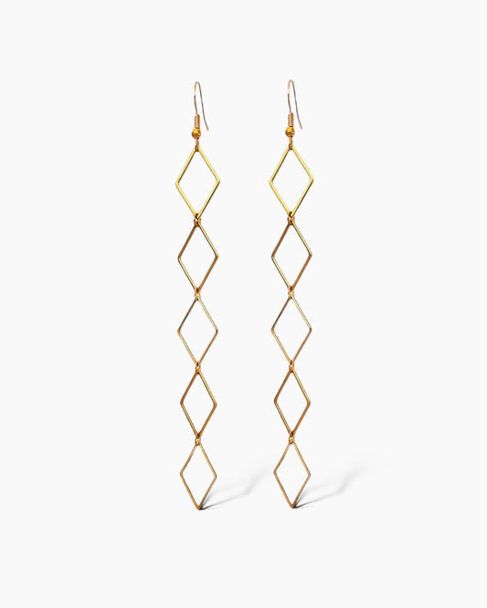 Pendientes Largos ligeros diseño rombos en acero baño oro 18K Rombo