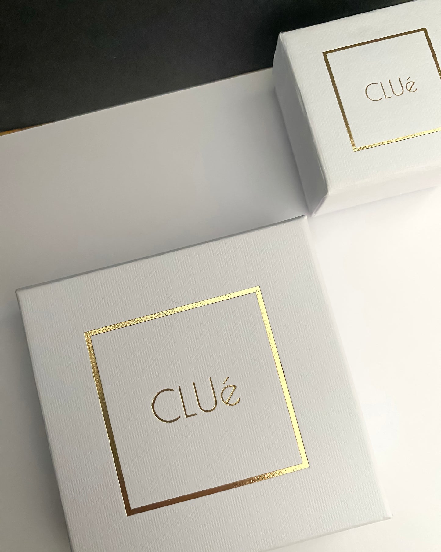 Pendientes largos círculos entrelazados en acero baño oro 18K
