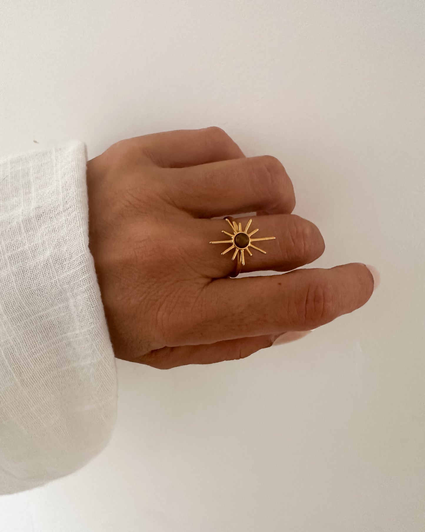 ANILLO ESTRELLA ORO