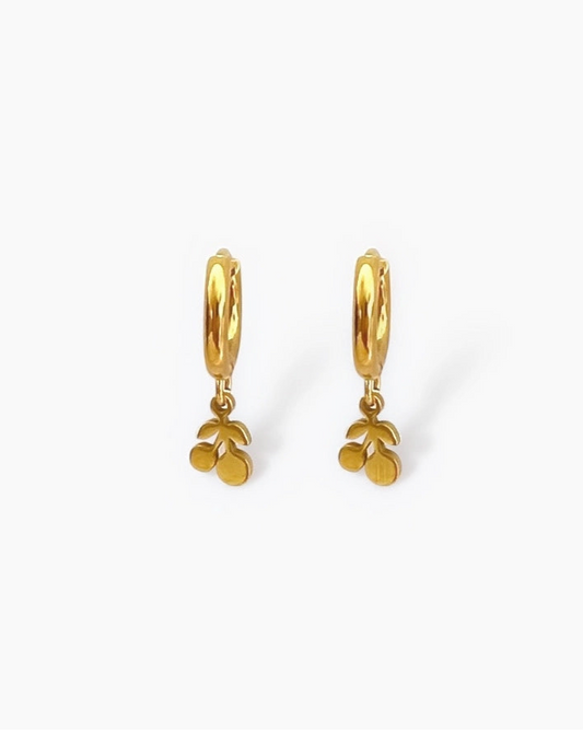 Aritos pequeños charm cerezas en acero baño oro 18K Cherry