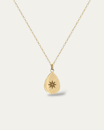 Collar cadena con colgante plano en forma de gota detalle flor en acero baño oro 18K Drop