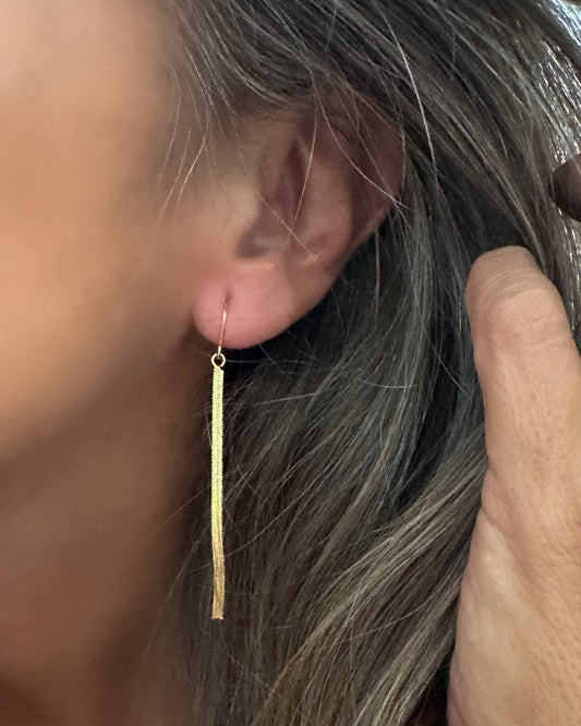 Pendientes largos planos en acero inoxidable baño oro 18K Tira