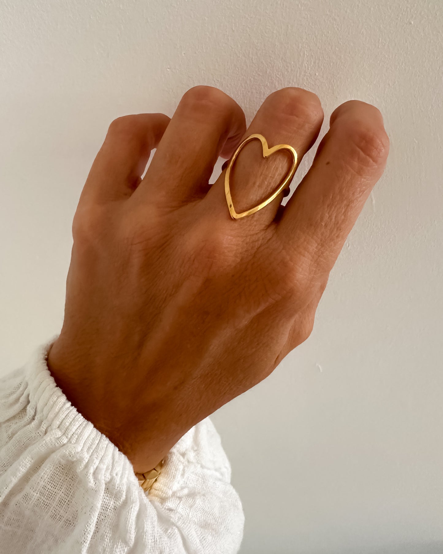 Anillo corazón fino ajustable acero baño oro 18K Livi