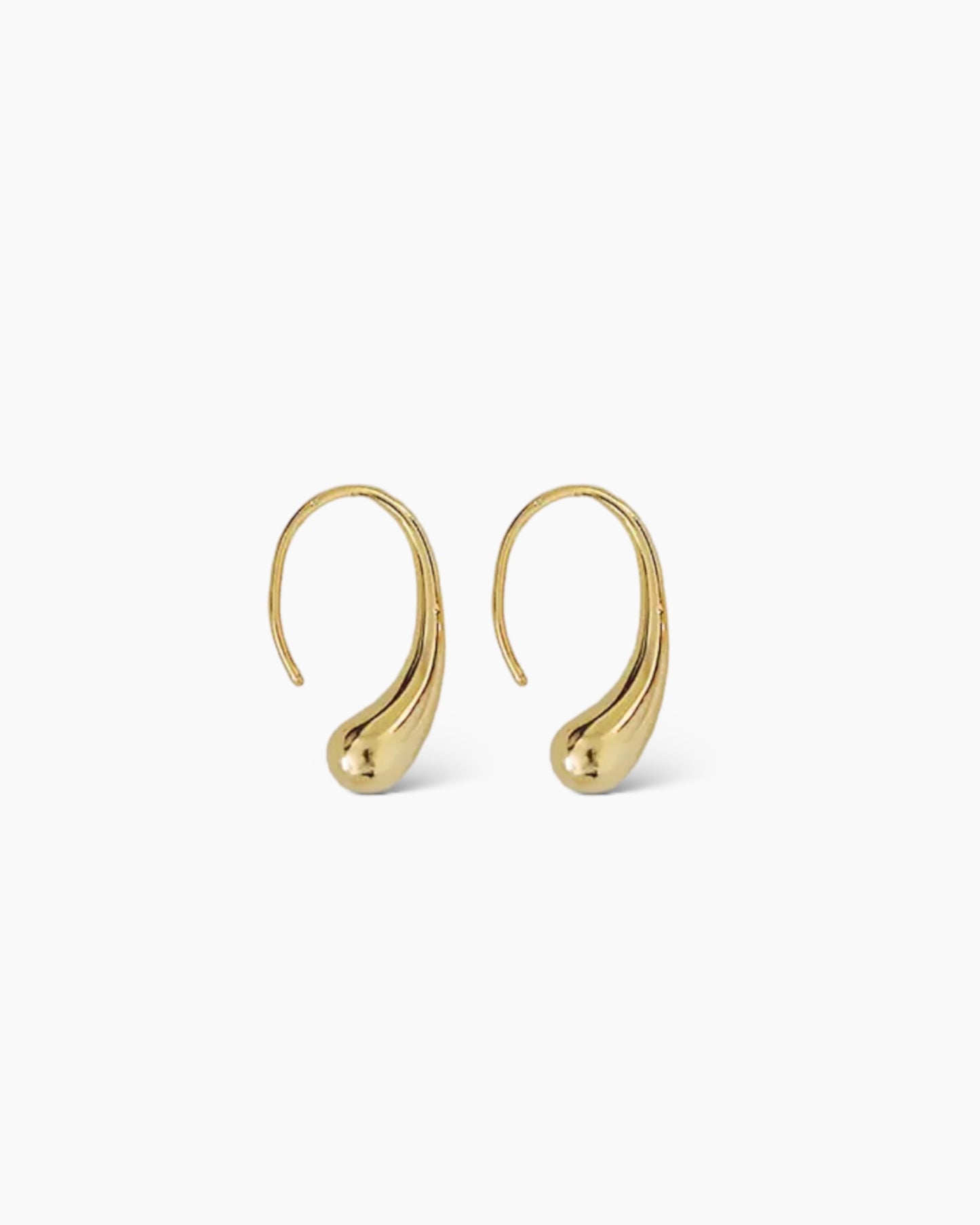 Pendientes diseño gota en acero con baño de oro 18k Rain